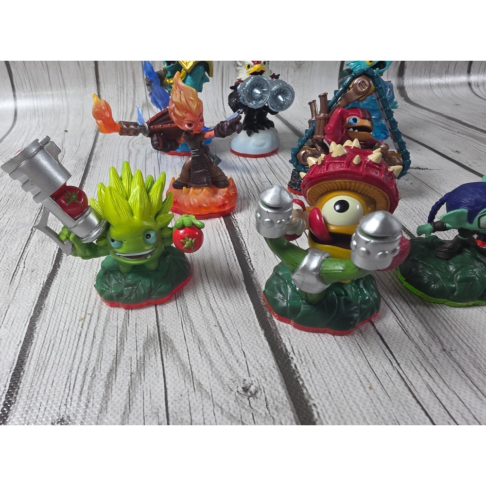Skylanders Giants Figure Lot Tree Rex Jet-Vac Cynder Flameslinger - Picture 5 of 5